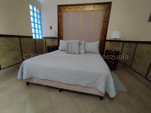 Posada Totalmente Amoblada, Equipada y Operativa en Venta Zona Colonial El Malecon Puerto Cabello