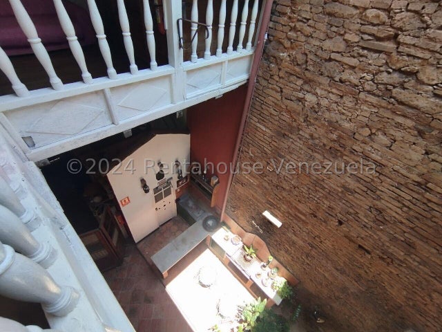Posada Totalmente Amoblada, Equipada y Operativa en Venta Zona Colonial El Malecon Puerto Cabello
