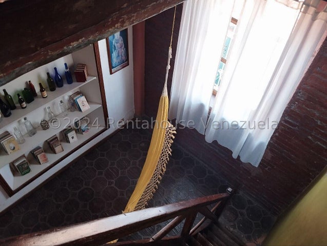 Posada Totalmente Amoblada, Equipada y Operativa en Venta Zona Colonial El Malecon Puerto Cabello