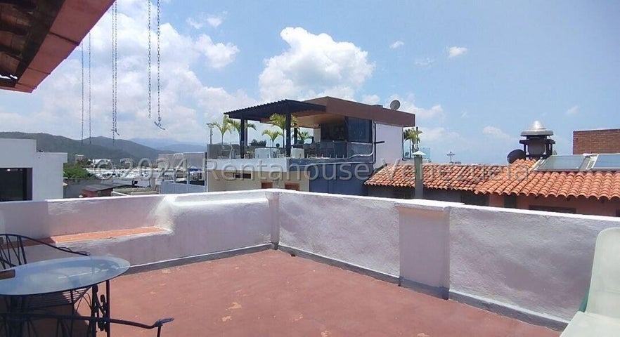 Posada Totalmente Amoblada, Equipada y Operativa en Venta Zona Colonial El Malecon Puerto Cabello