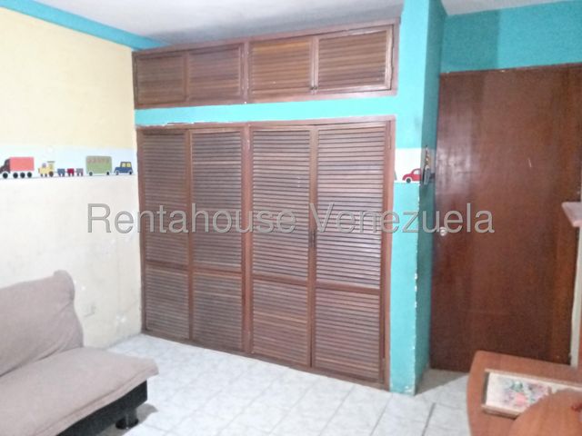 25-16832 Casa en Venta en Los Caobos Valencia