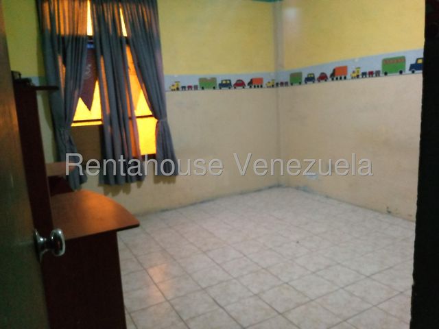 25-16832 Casa en Venta en Los Caobos Valencia