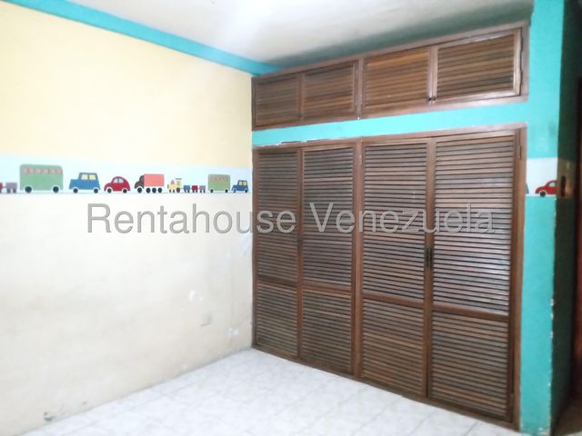 25-16832 Casa en Venta en Los Caobos Valencia