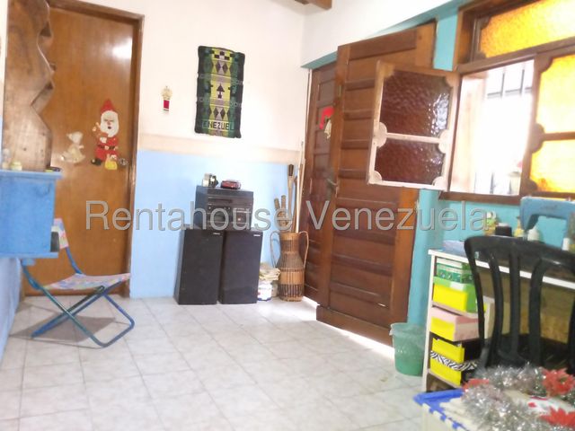 25-16832 Casa en Venta en Los Caobos Valencia