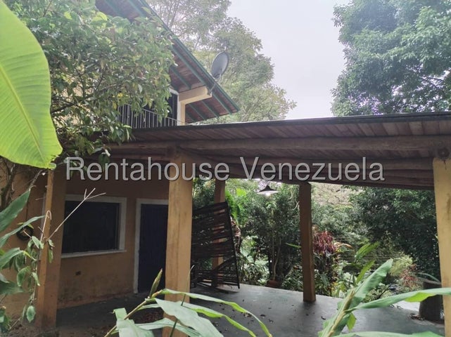 25-12828 Terreno en Venta de 1062,72m con ubicación estratégica