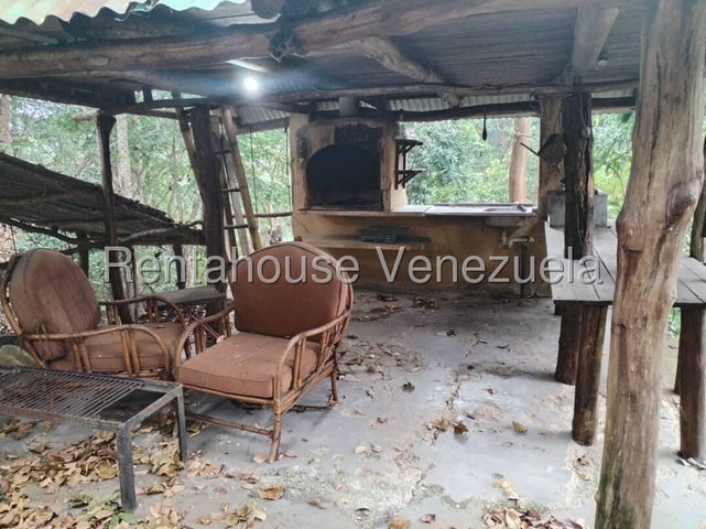 25-12828 Terreno en Venta de 1062,72m con ubicación estratégica