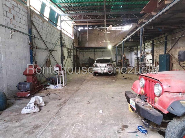 25-10280 Galpon Deposito de 1.170 m2 en Venta en san blas Valencia