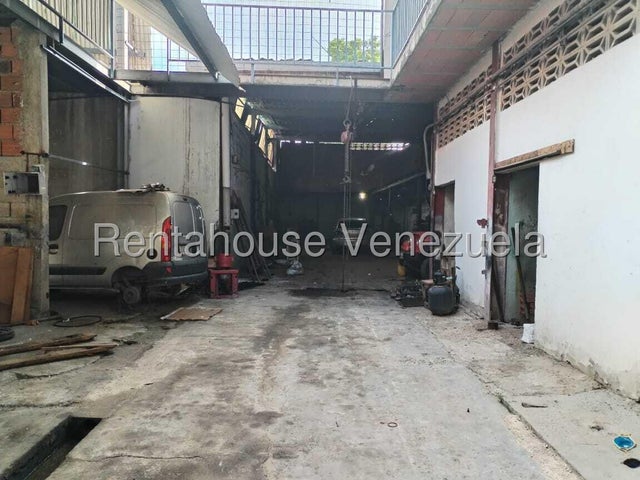 25-10280 Galpon Deposito de 1.170 m2 en Venta en san blas Valencia