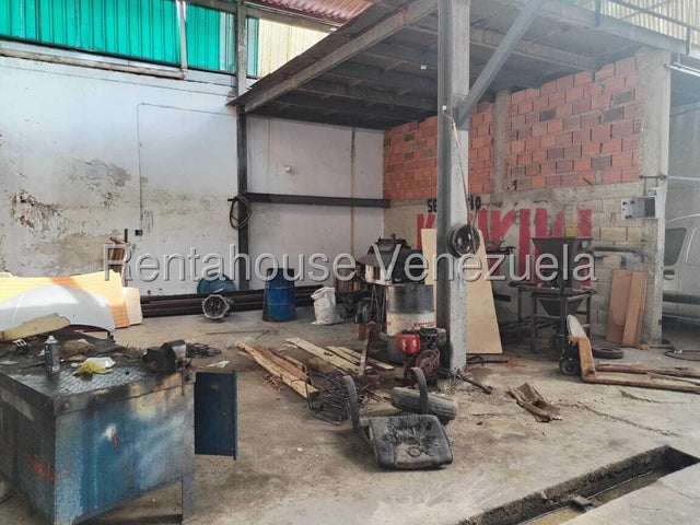 25-10280 Galpon Deposito de 1.170 m2 en Venta en san blas Valencia