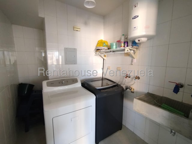 26-6589 Apatamento Amoblado en Venta en Las Chimeneas
