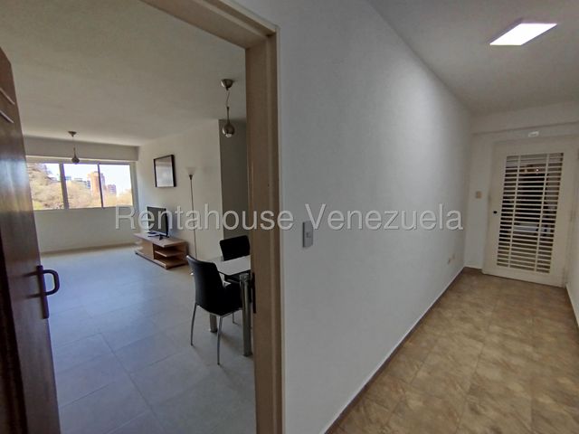26-6589 Apatamento Amoblado en Venta en Las Chimeneas