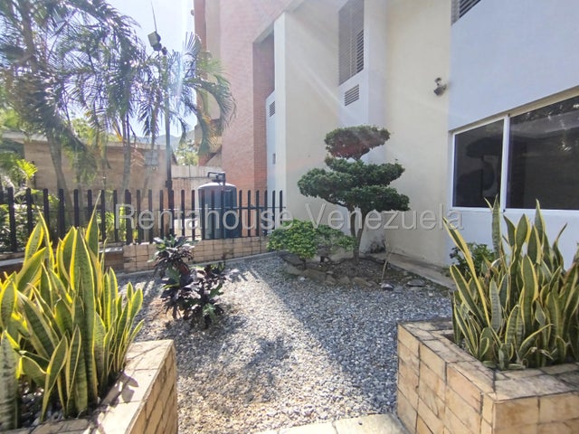 26-6589 Apatamento Amoblado en Venta en Las Chimeneas
