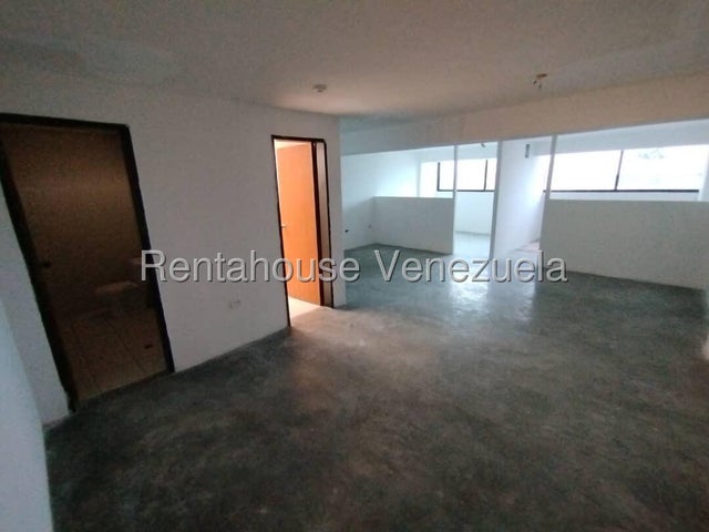 26-6589 Apatamento Amoblado en Venta en Las Chimeneas