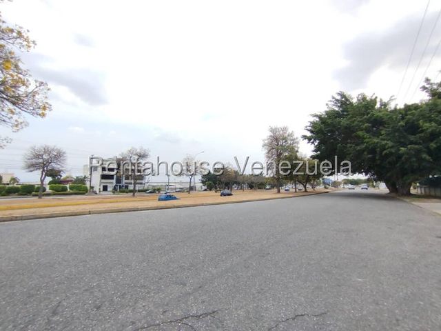 26-6589 Apatamento Amoblado en Venta en Las Chimeneas