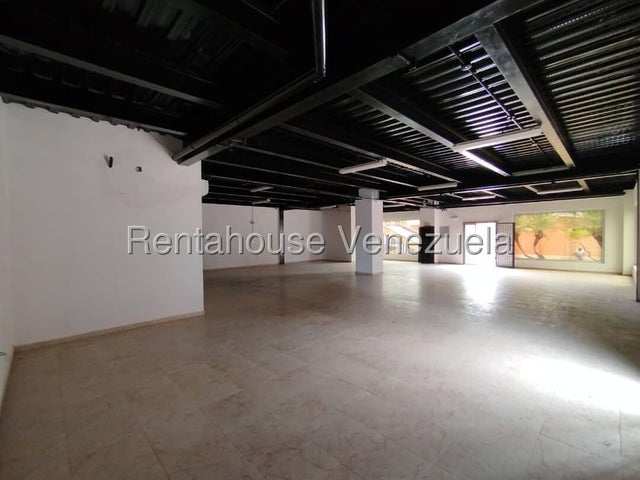 #25-18918 Local Comercial en Alquiler  Zona Industrial Av Henry Ford Valencia