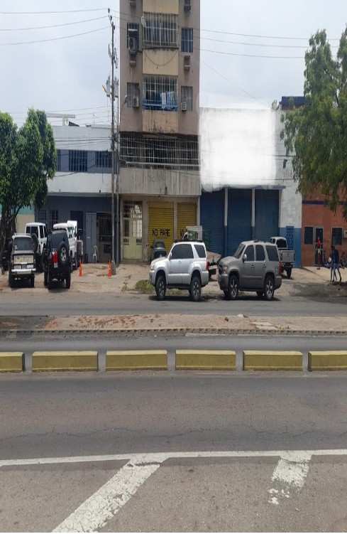 VENDO GALPON EN PUERTO LA CRUZ