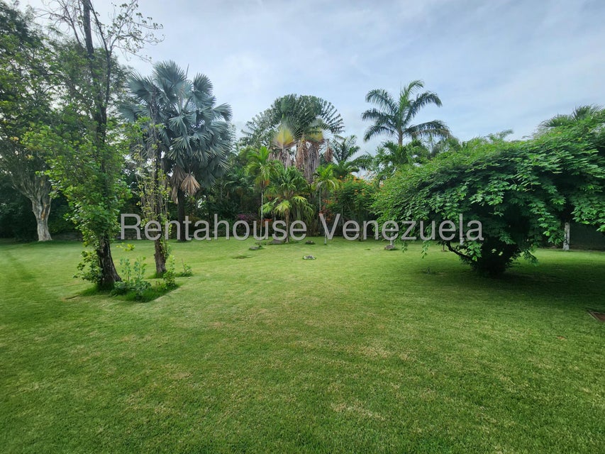 Casa en venta en San Diego Urb. Las  Mercedes carabobo Desiree Castillo Rentahouse 25-1819
