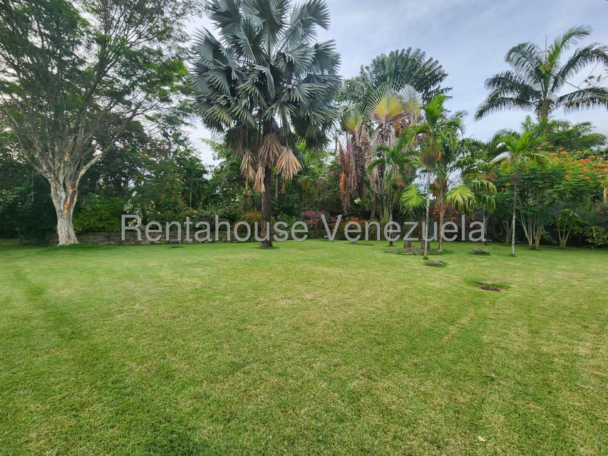 Casa en venta en San Diego Urb. Las  Mercedes carabobo Desiree Castillo Rentahouse 25-1819