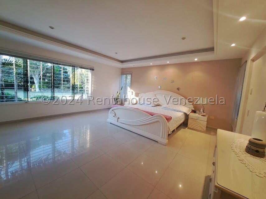 Casa en venta en San Diego Urb. Las  Mercedes carabobo Desiree Castillo Rentahouse 25-1819
