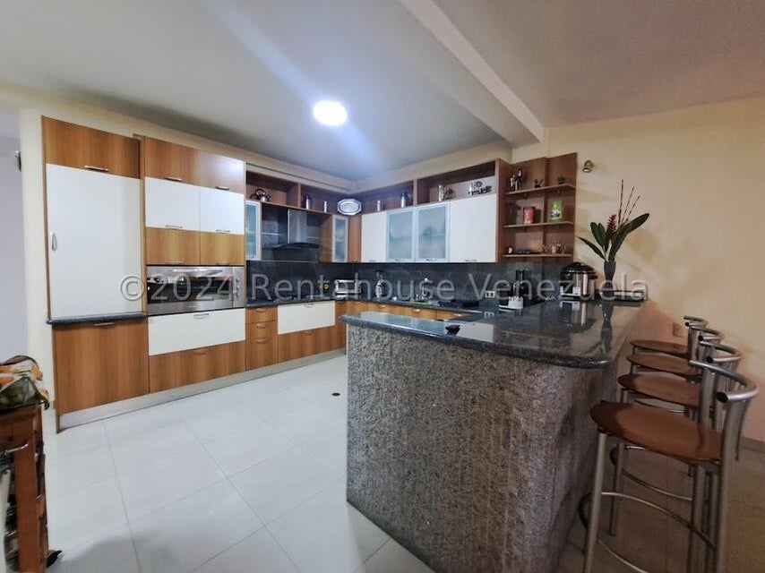 Casa en venta en San Diego Urb. Las  Mercedes carabobo Desiree Castillo Rentahouse 25-1819