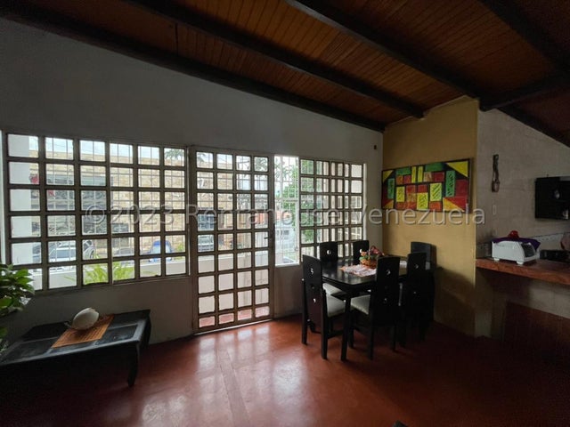 El Viñedo Casa en venta Ubicada en Valencia 24-2408 ELOISA MEJIA