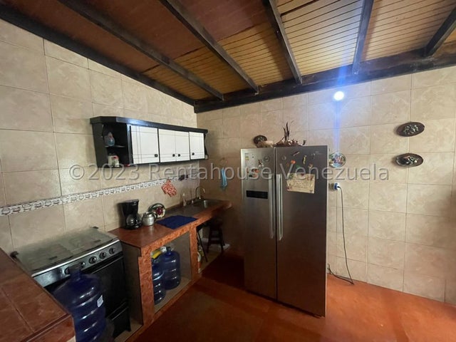 El Viñedo Casa en venta Ubicada en Valencia 24-2408 ELOISA MEJIA