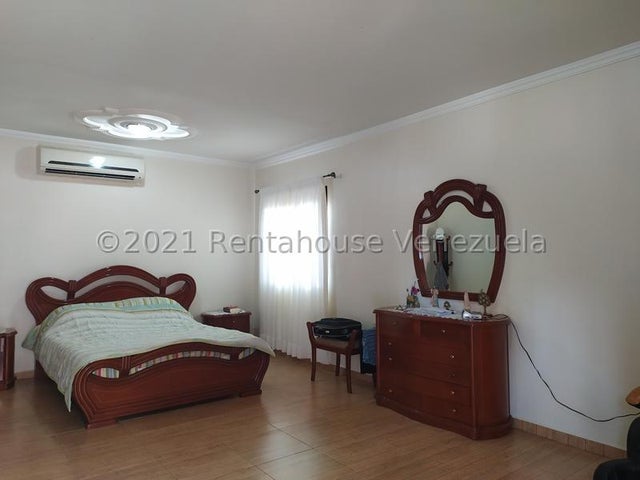 La Trigaleña Hermosa casa  en venta Ubicada en Valencia 24-14067 ELOISA MEJIA