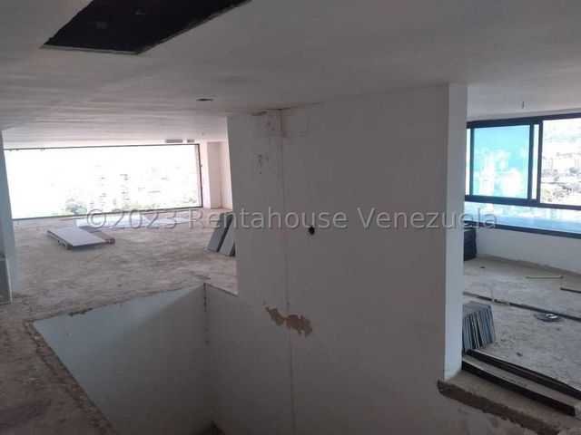 Valle Blanco Apartamento en venta en Valencia 23-23830 ELOISA MEJIA