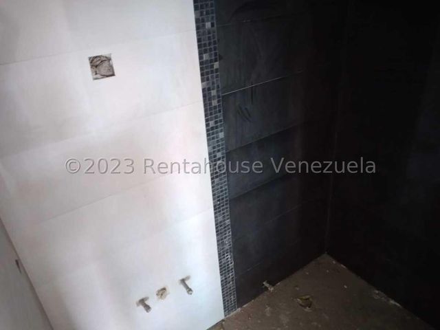 Valle Blanco Apartamento en venta en Valencia 23-23830 ELOISA MEJIA