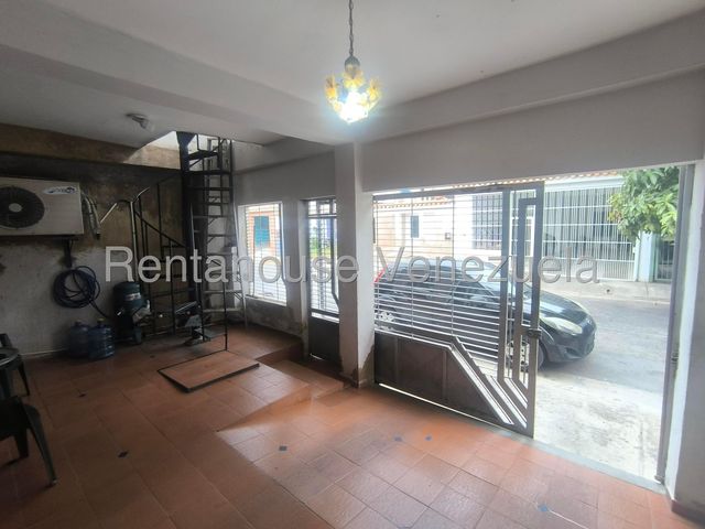Los Caobos Casa en venta Ubicada en Valencia 25-16364 ELOISA MEJIA