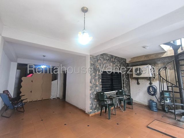 Los Caobos Casa en venta Ubicada en Valencia 25-16364 ELOISA MEJIA