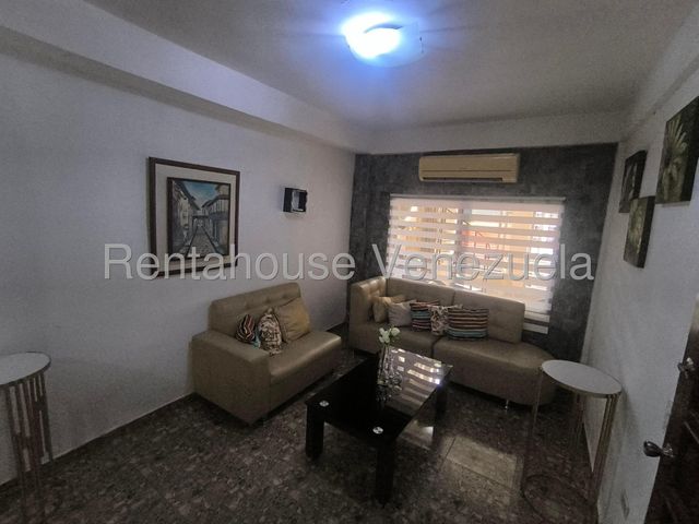 Los Caobos Casa en venta Ubicada en Valencia 25-16364 ELOISA MEJIA