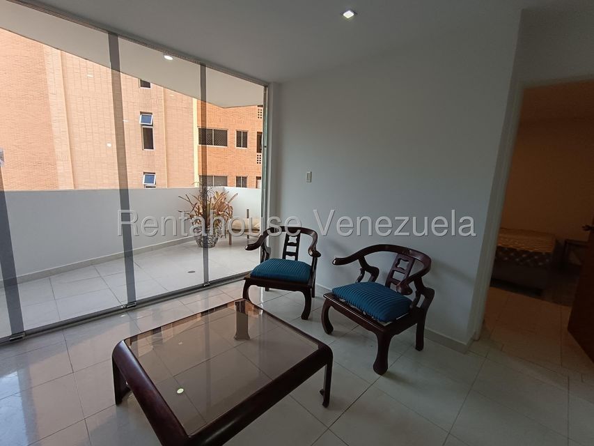 El Bosque Apartamento en Alquiler tipo estudió Amoblado en el Bosque Valencia Carabobo Desiree Castillo Rentahouse 26-236