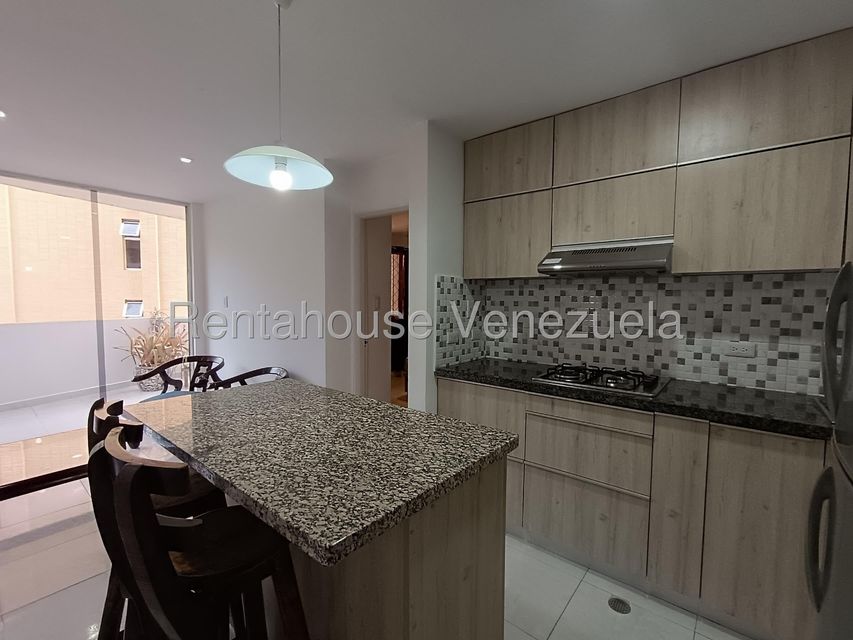 El Bosque Apartamento en Alquiler tipo estudió Amoblado en el Bosque Valencia Carabobo Desiree Castillo Rentahouse 26-236