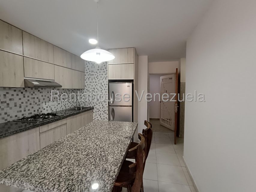 El Bosque Apartamento en Alquiler tipo estudió Amoblado en el Bosque Valencia Carabobo Desiree Castillo Rentahouse 26-236