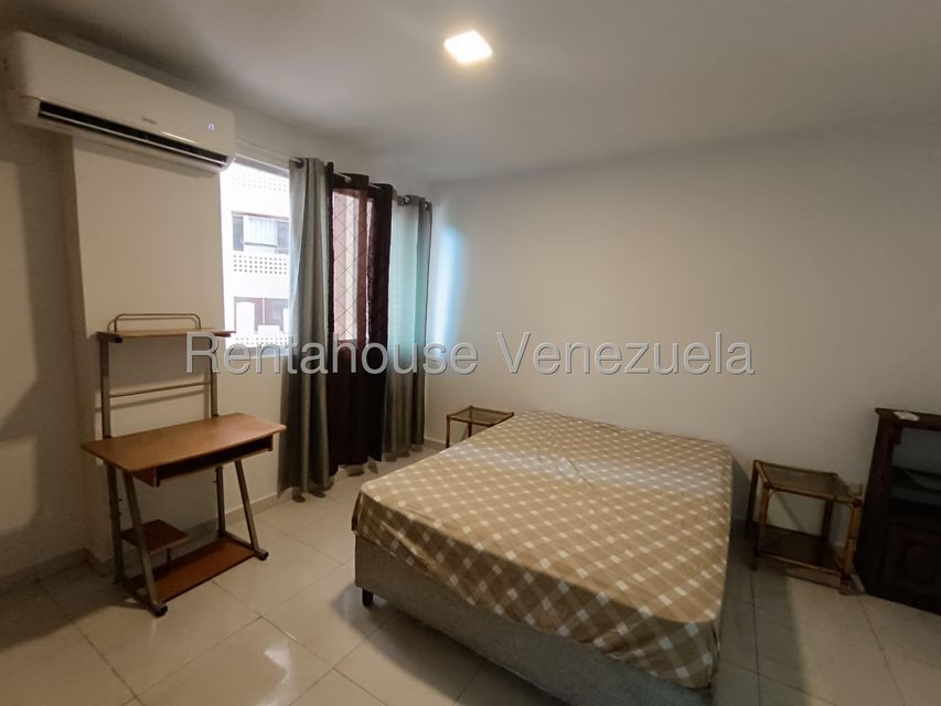 El Bosque Apartamento en Alquiler tipo estudió Amoblado en el Bosque Valencia Carabobo Desiree Castillo Rentahouse 26-236