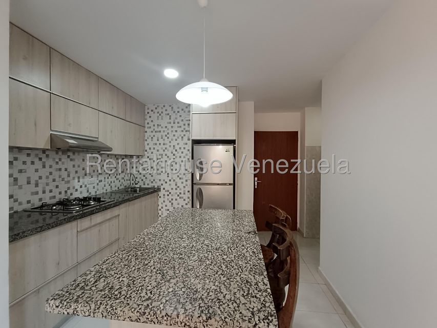 El Bosque Apartamento en Alquiler tipo estudió Amoblado en el Bosque Valencia Carabobo Desiree Castillo Rentahouse 26-236