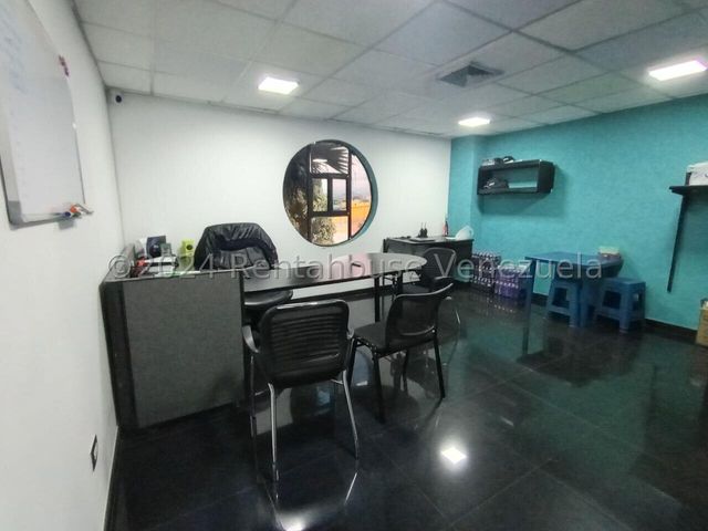 Hermoso Local en venta Ubicado en Zona Industrial Valencia 25-3056 ELOISA MEJIA