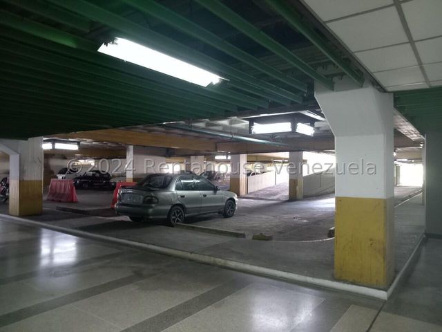 Hermoso Local en venta Ubicado en Zona Industrial Valencia 25-3056 ELOISA MEJIA