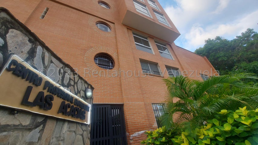 Local en Venta Ubicado en Las Acasias 24-2669 ELOISA MEJIA