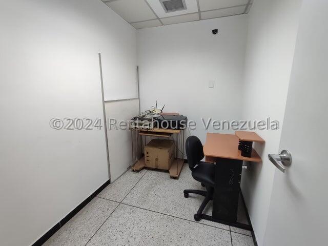 Centro Odontológico en venta Ubicado en Las Acacias Valencia 25-3317 ELOISA MEJIA