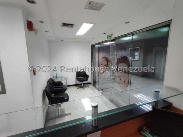 Centro Odontológico en venta Ubicado en Las Acacias Valencia 25-3317 ELOISA MEJIA