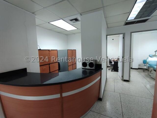 Centro Odontológico en venta Ubicado en Las Acacias Valencia 25-3317 ELOISA MEJIA