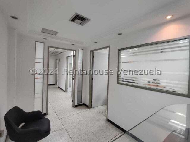 Centro Odontológico en venta Ubicado en Las Acacias Valencia 25-3317 ELOISA MEJIA