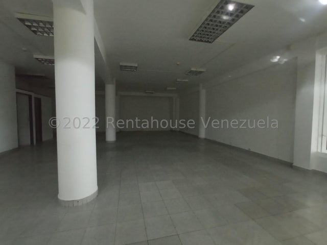 En Castillito San Diego de Oportunidad Local en venta 23-12267 ELOISA MEJIA