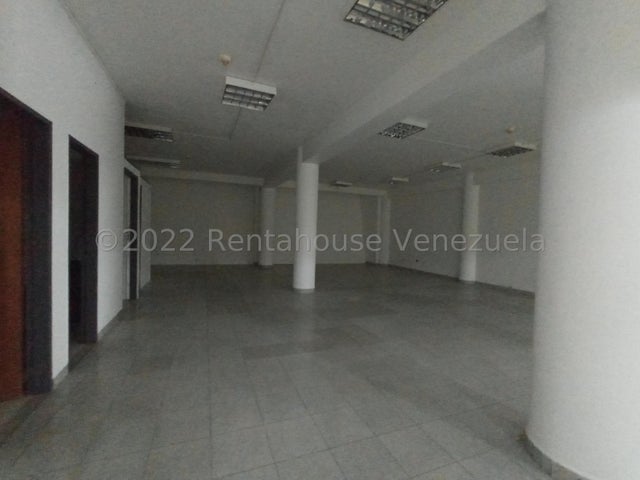 En Castillito San Diego de Oportunidad Local en venta 23-12267 ELOISA MEJIA