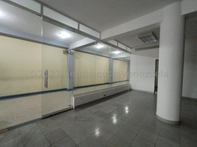 En Castillito San Diego de Oportunidad Local en venta 23-12267 ELOISA MEJIA