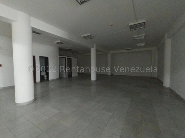 En Castillito San Diego de Oportunidad Local en venta 23-12267 ELOISA MEJIA