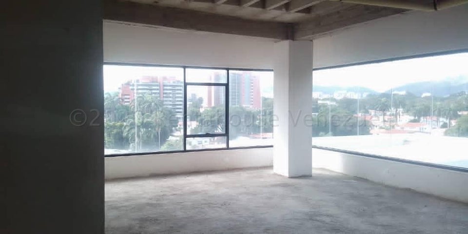 Oficina en Venta Ubicada en Urbanización Carabobo 23-18066 ELOISA MEJIA