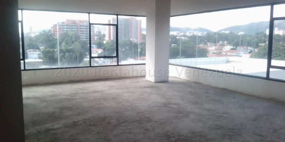Oficina en Venta Ubicada en Urbanización Carabobo 23-18066 ELOISA MEJIA